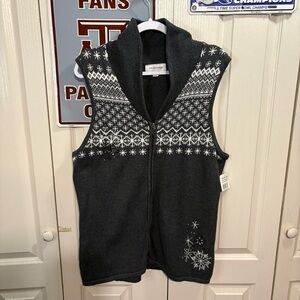 Breckinridge Women’s Charcoal Zip-Up Sweater Vest